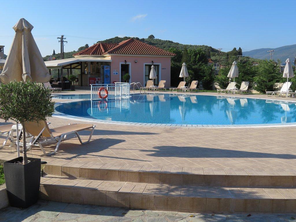 Eleni'S Garden & Castello Suites Аликанас Экстерьер фото