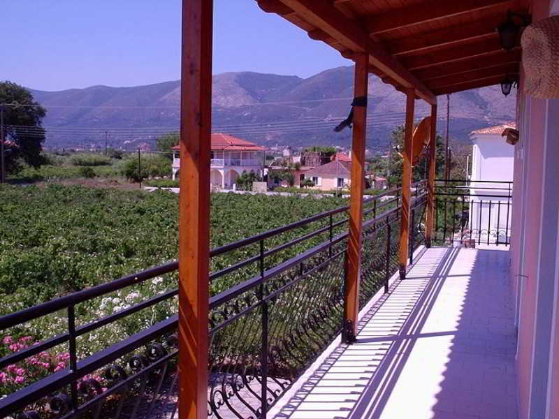 Eleni'S Garden & Castello Suites Аликанас Экстерьер фото